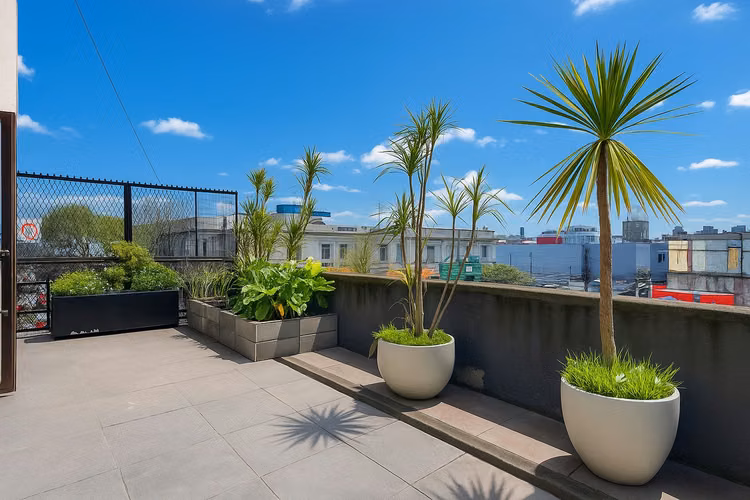 Departamento Con Terraza Inigualable En El Corazón De Conce - Imagen 2