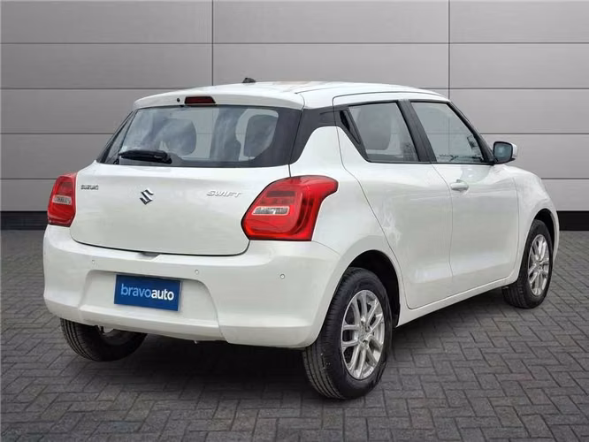 SUZUKI SWIFT 2024 - Imagen 4