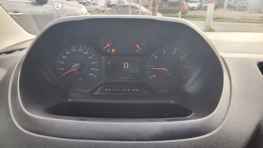 Peugeot PARTNER BLUE HDI 1.5 FULL MEC. 1.5 • 4x2 • Mecánica • 2024