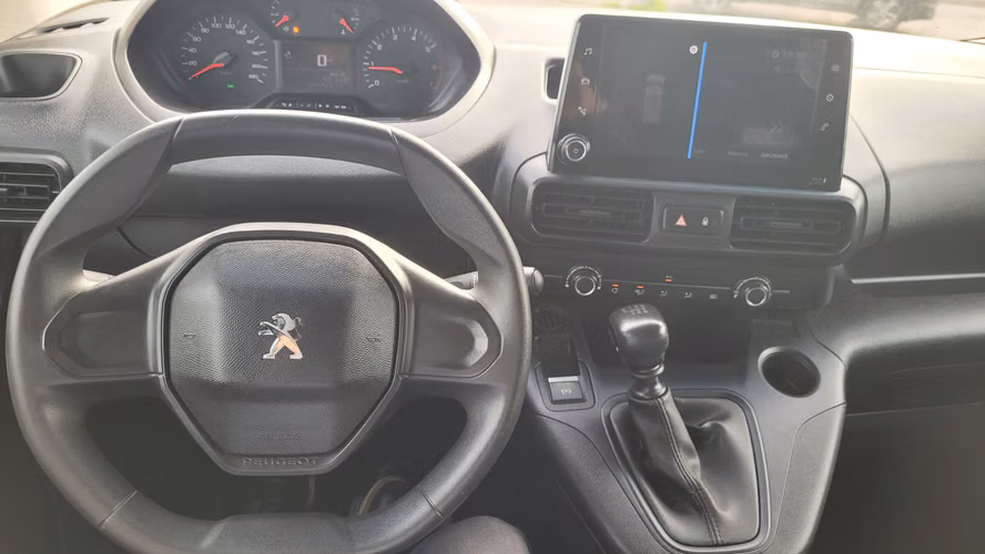 Peugeot PARTNER BLUE HDI 1.5 FULL MEC. 1.5 • 4x2 • Mecánica • 2024