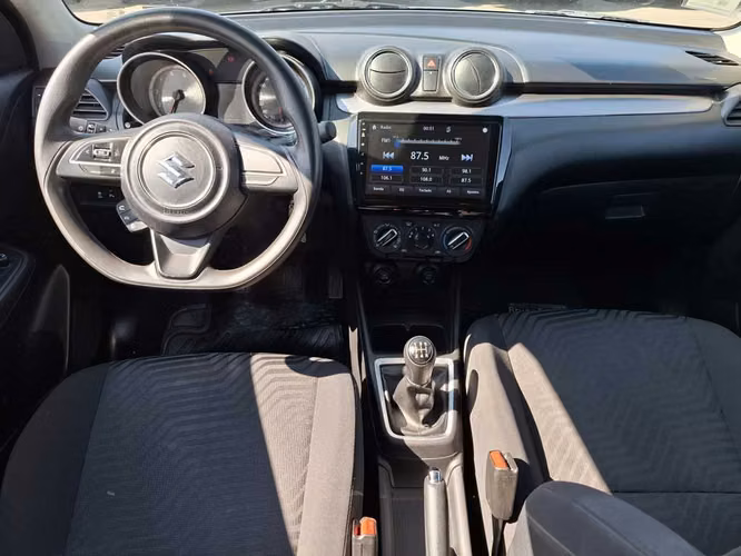SUZUKI SWIFT 2024 - Imagen 12