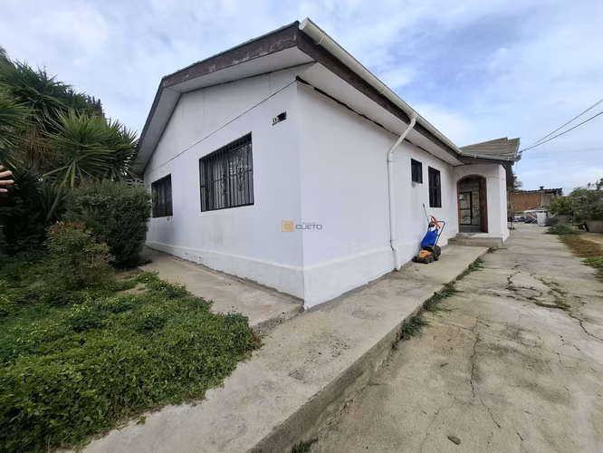 Casa 4D+3B en Venta, Quilpué Sector Céntrico | 442 m² Terreno | Metro Valencia