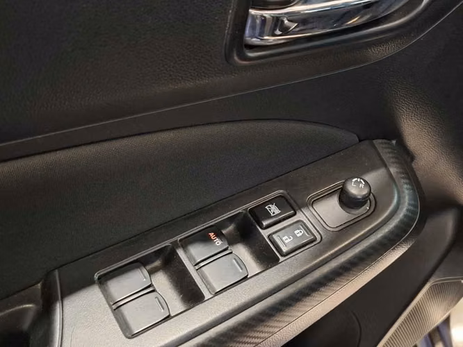 SUZUKI SWIFT 2024 - Imagen 14
