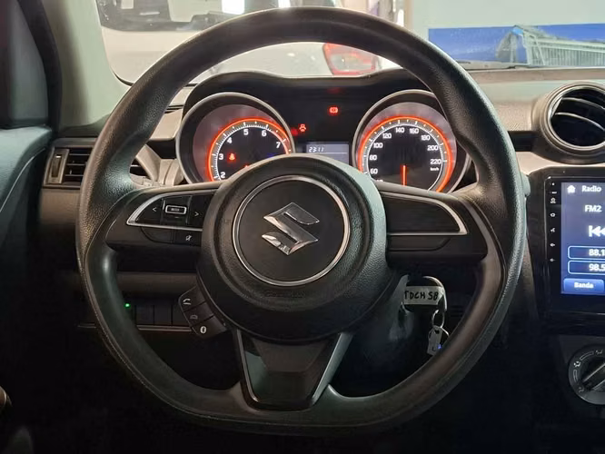 SUZUKI SWIFT 2024 - Imagen 10