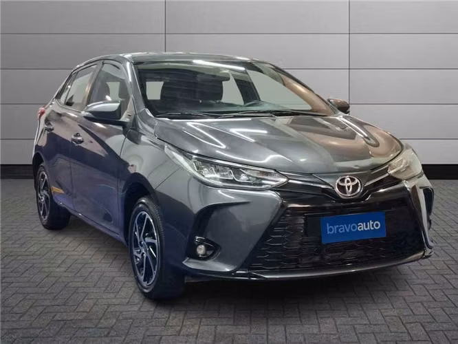 TOYOTA YARIS 2021