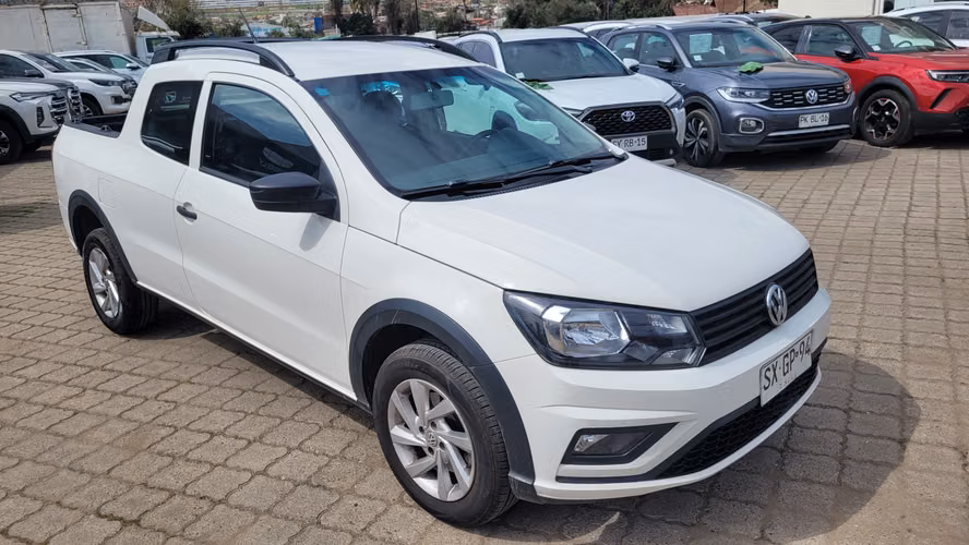 Volkswagen SAVEIRO DC 4X2 1.6 FULL MEC. 1.6 • 4x2 • Mecánica • 2023