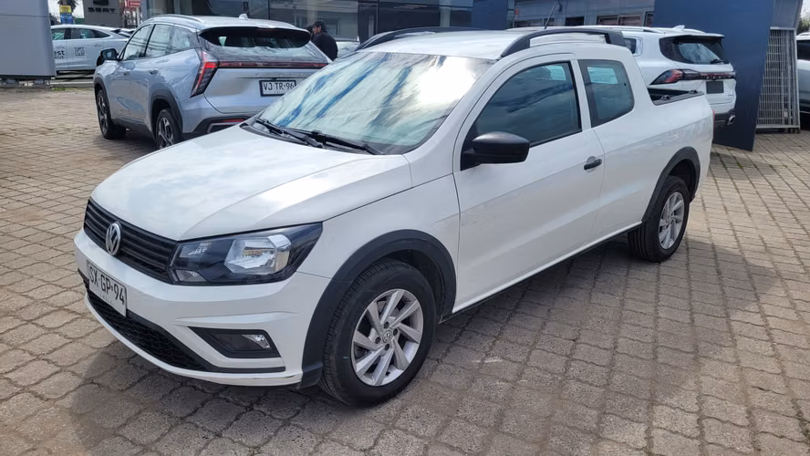 Volkswagen SAVEIRO DC 4X2 1.6 FULL MEC. 1.6 • 4x2 • Mecánica • 2023 - Imagen 2