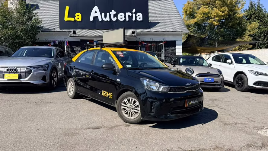 Kia Soluto 1.4 EX MT (2025) - Imagen 3