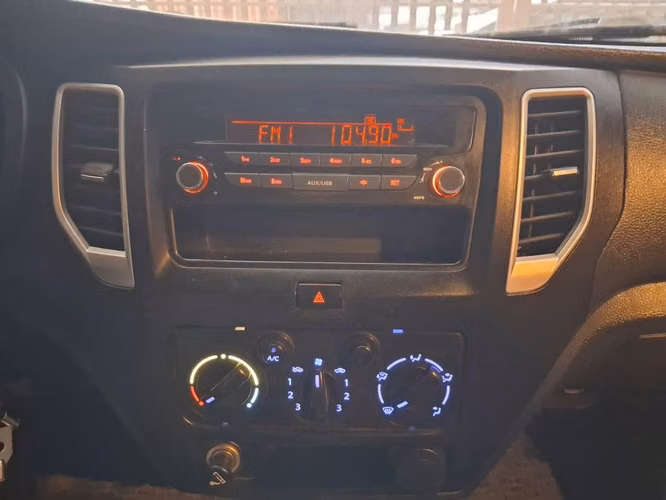 Camioneta kYC Gran Mamut t3 doble cabina para 1.500kg