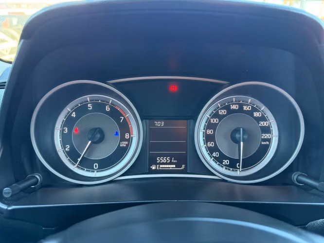 SUZUKI DZIRE 2024 - Imagen 8