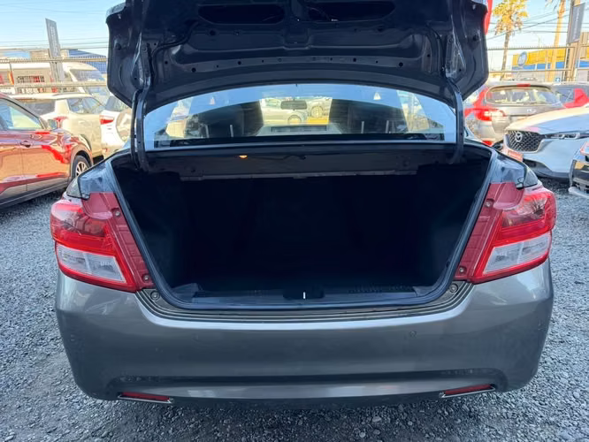 SUZUKI DZIRE 2024 - Imagen 6