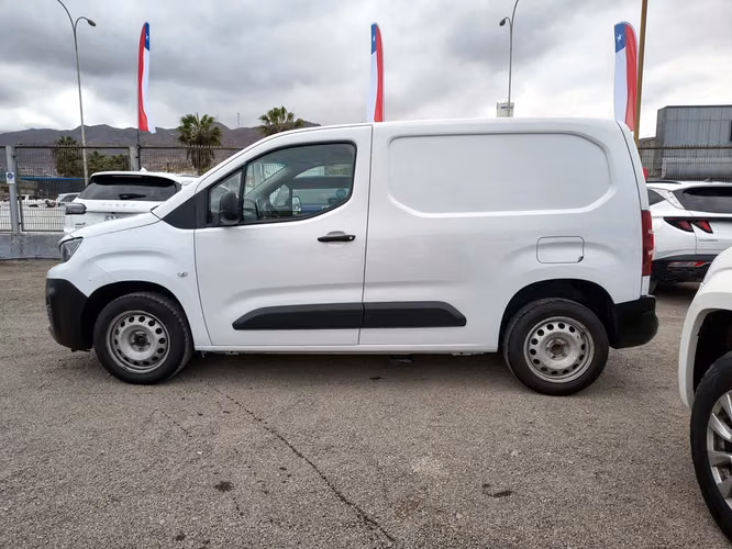 PEUGEOT PARTNER 2024 - Imagen 4