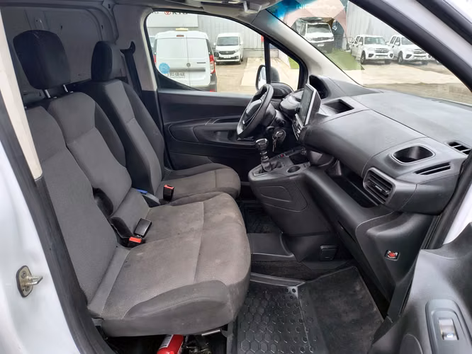 PEUGEOT PARTNER 2024 - Imagen 15