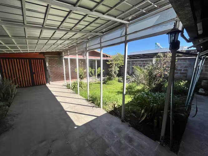 ¡OPORTUNIDAD EN MAIPÚ! CASA EN VENTA CON 304 M² DE TERRENO - Imagen 2