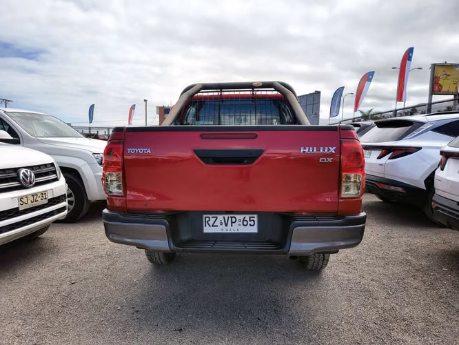 TOYOTA HILUX 2022 - Imagen 5
