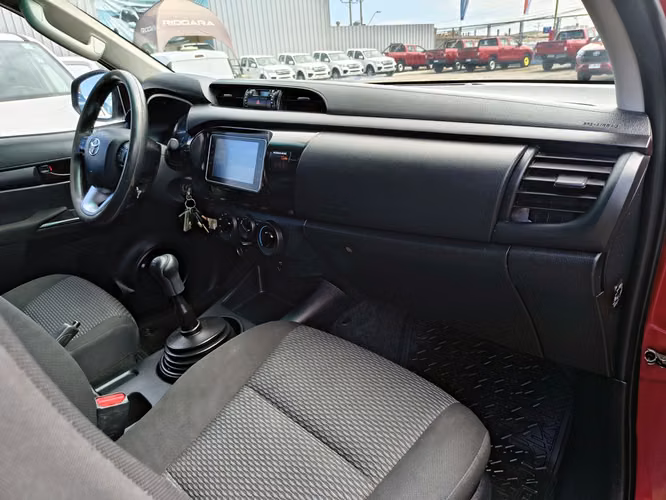 TOYOTA HILUX 2022 - Imagen 20