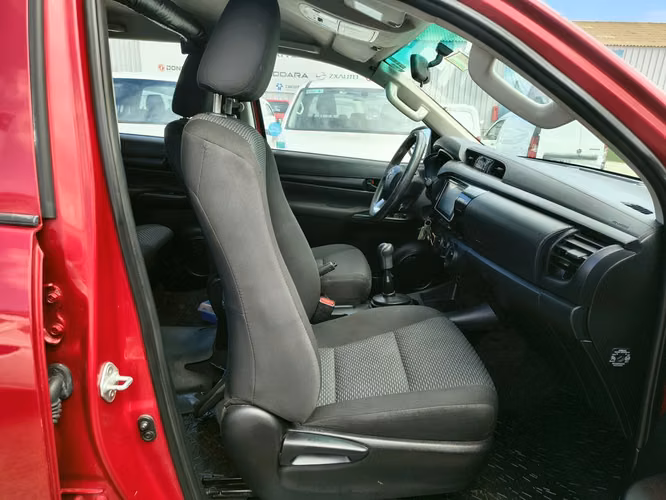 TOYOTA HILUX 2022 - Imagen 19