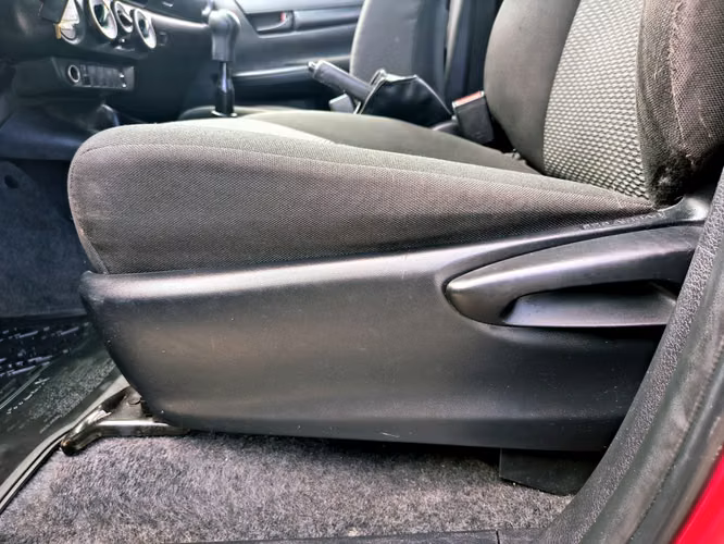 TOYOTA HILUX 2022 - Imagen 8