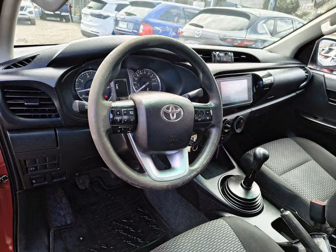 TOYOTA HILUX 2022 - Imagen 10