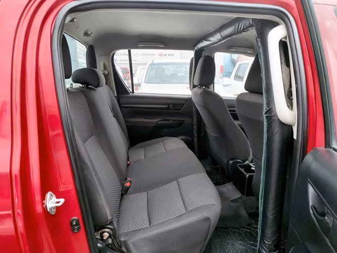 TOYOTA HILUX 2023 - Imagen 20