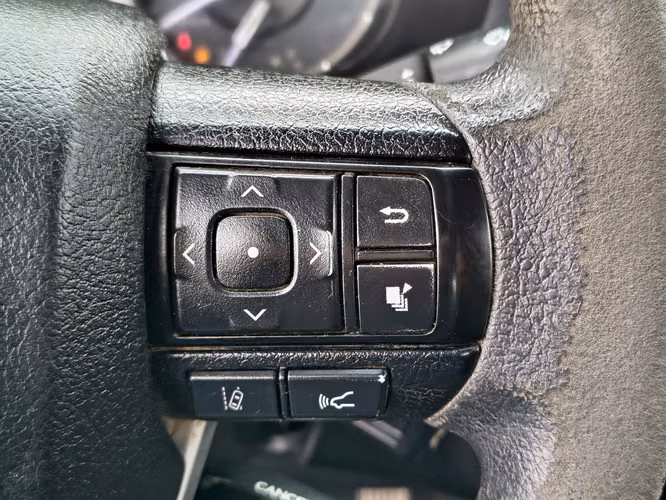 TOYOTA HILUX 2023 - Imagen 13