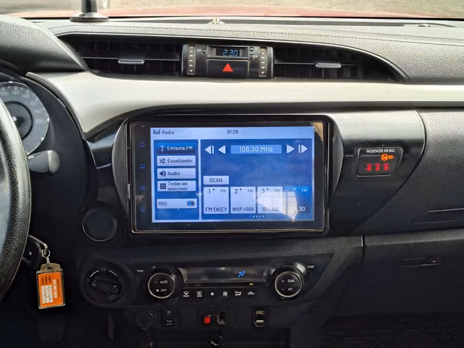 TOYOTA HILUX 2023 - Imagen 17