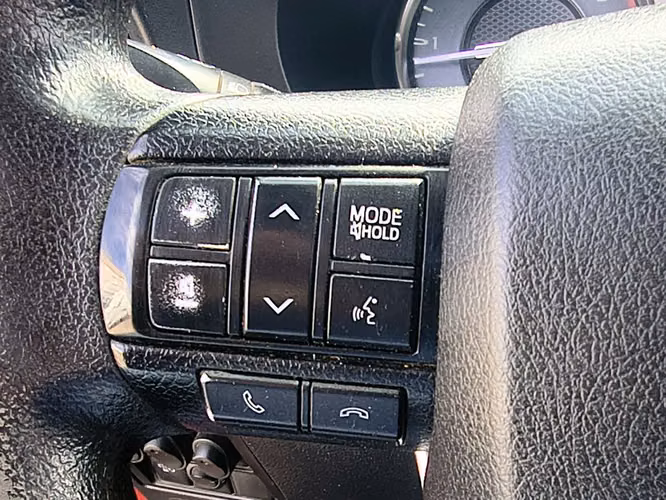 TOYOTA HILUX 2023 - Imagen 14