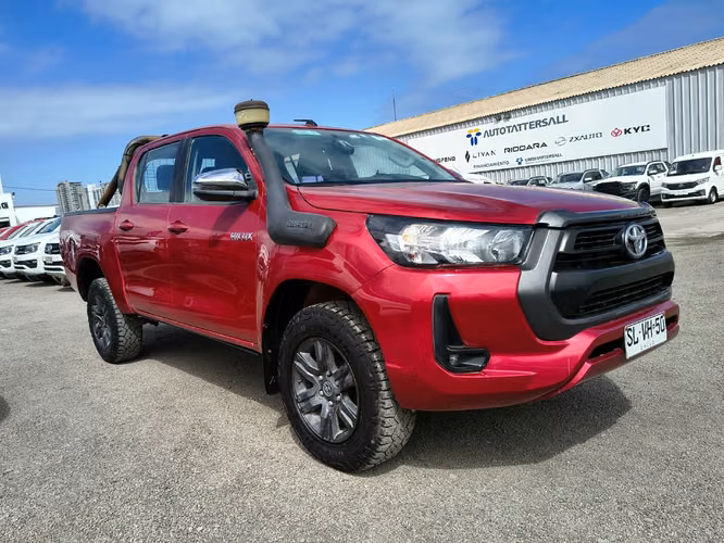 TOYOTA HILUX 2023 - Imagen 3