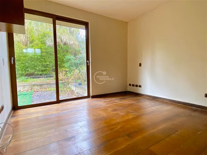 Casa en venta de 6 dorm. en Las Condes Los Dominicos - Imagen 20