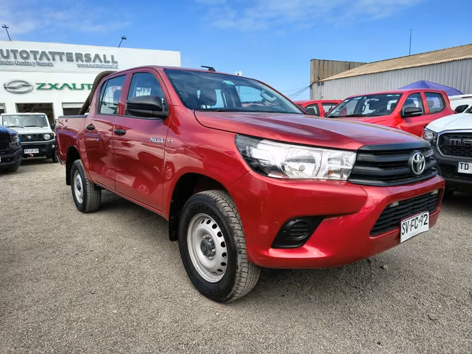 TOYOTA HILUX 2023 - Imagen 3