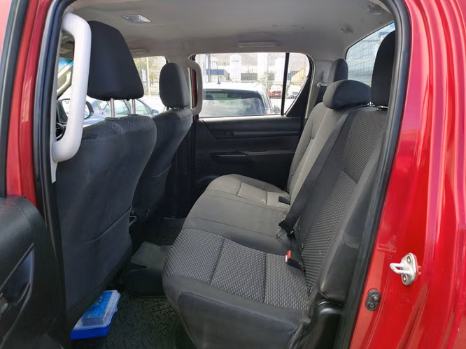 TOYOTA HILUX 2023 - Imagen 20