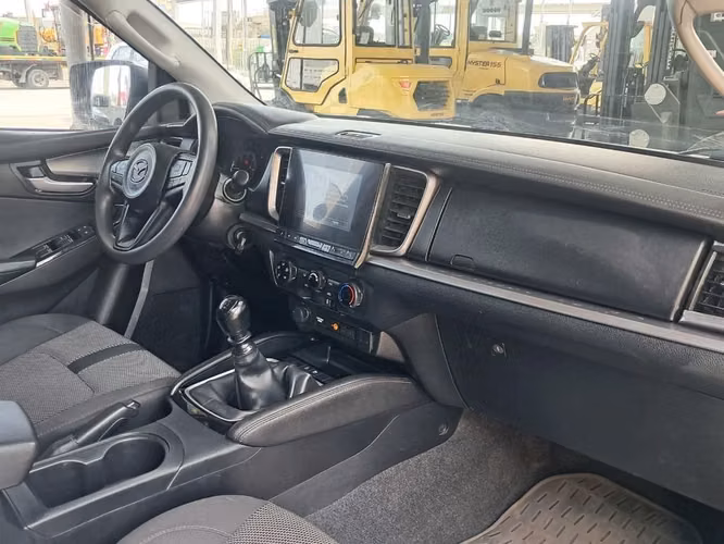 MAZDA BT-50 2023 - Imagen 17