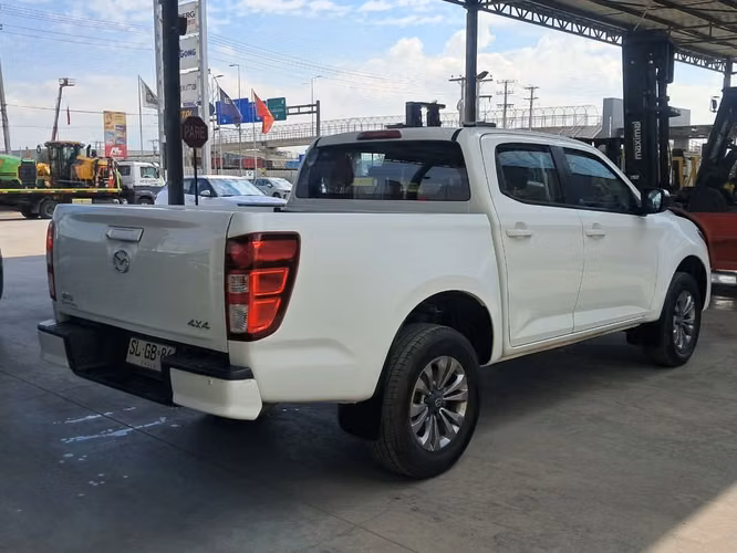 MAZDA BT-50 2023 - Imagen 6