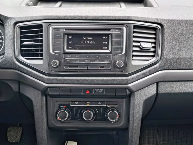 VOLKSWAGEN AMAROK 2023 - Imagen 17