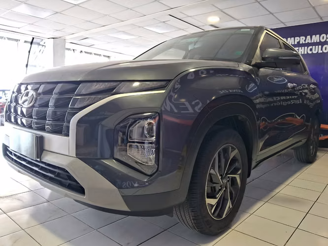 HYUNDAI CRETA 1.5 SU2I PLUS MT 2024 - Imagen 3