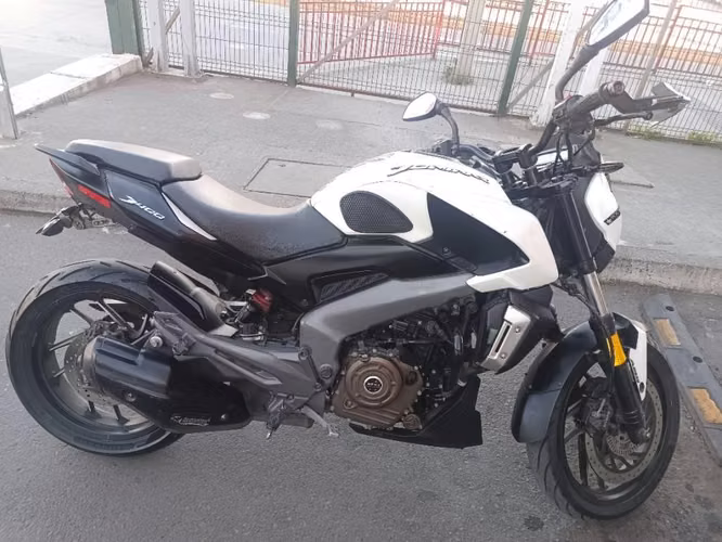 Dominar 400