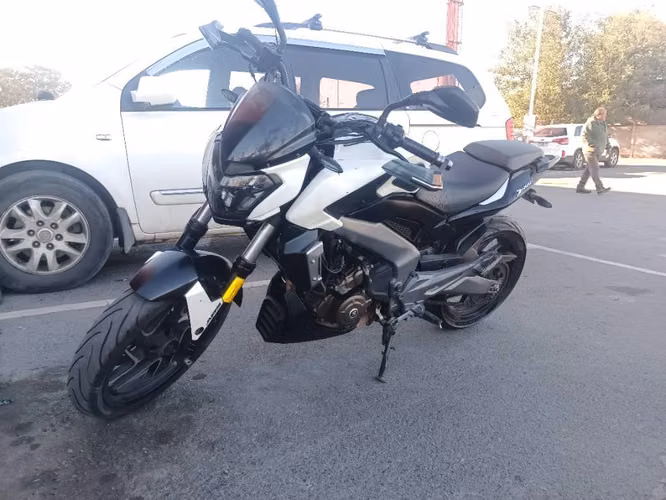 Dominar 400