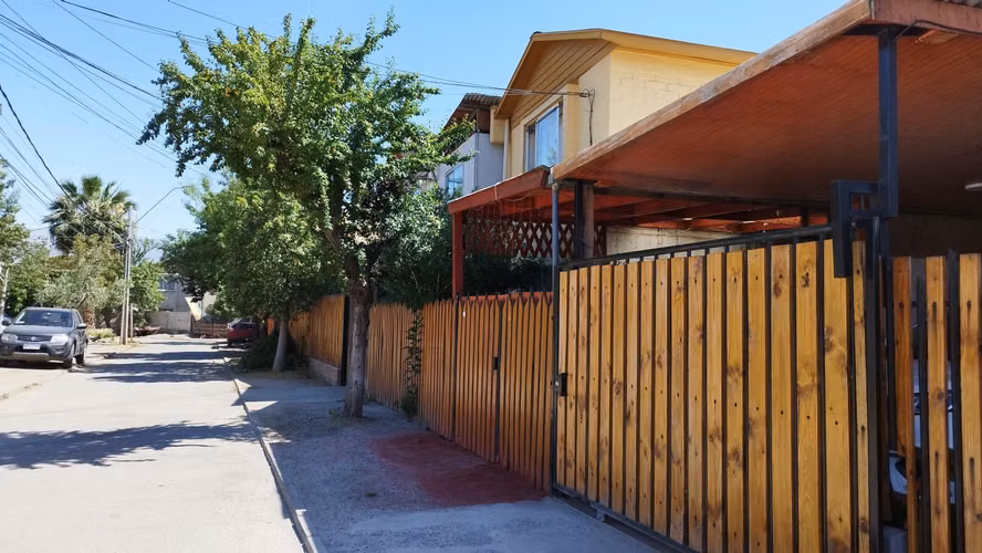 Arriendo hermosa casa aislada - Imagen 5