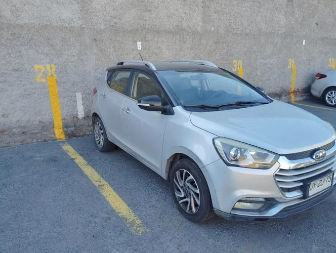 Vendo auto Jac s2