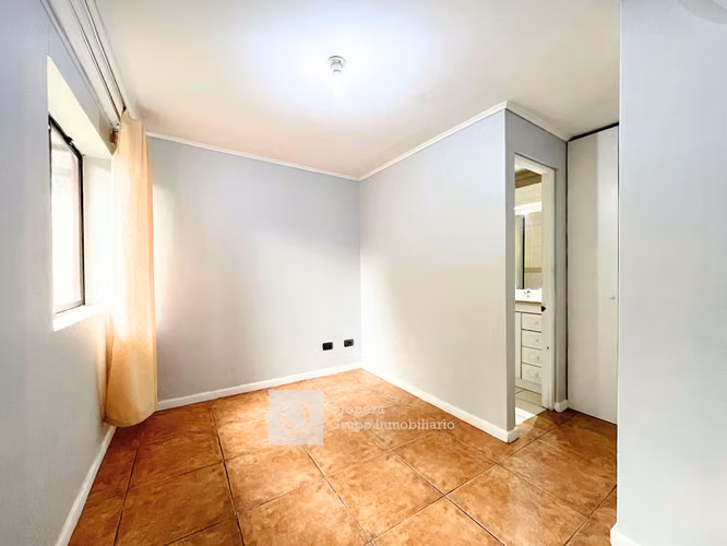 EXCLUSIVA  CASA EN VENTA  5022MT2 CON PISCINA 7HAB 5B
