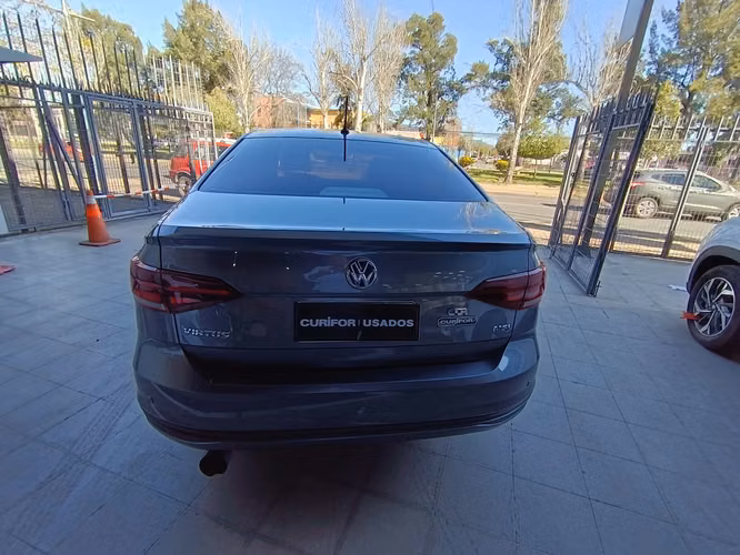 VOLKSWAGEN VIRTUS 1.6 COMFORTLINE MT - Imagen 5