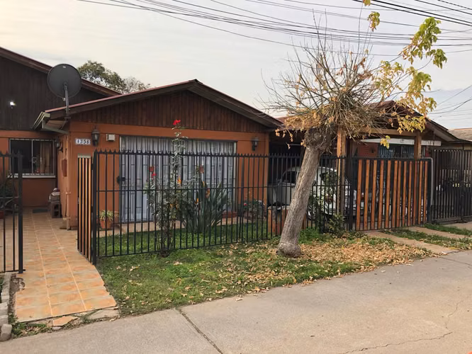 Arriendo Casa La Florida sector Santa amalia - Lider