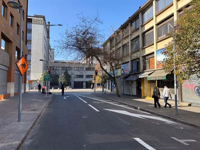 iNVERSIONISTAS !! Se vende Metro La Moneda, un dormtorio,