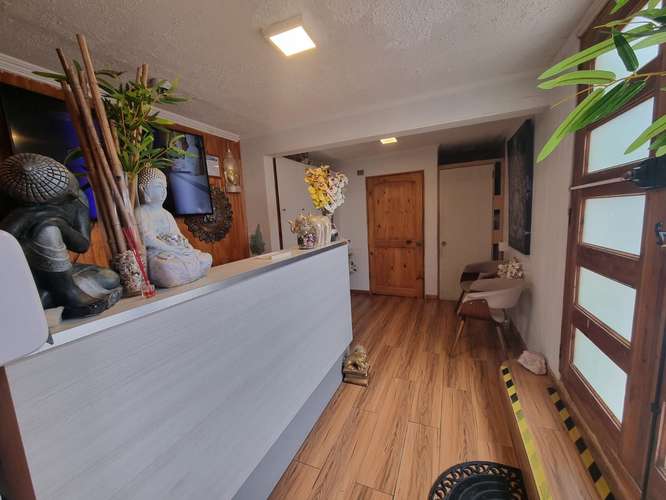 Se vende maravilloso spa de lujo con casa independiente en su segundo piso a 15.000 UF