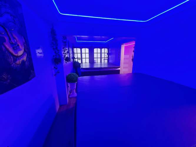 Se vende maravilloso spa de lujo con casa independiente en su segundo piso a 15.000 UF