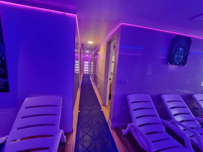 Se vende maravilloso spa de lujo con casa independiente en su segundo piso a 15.000 UF