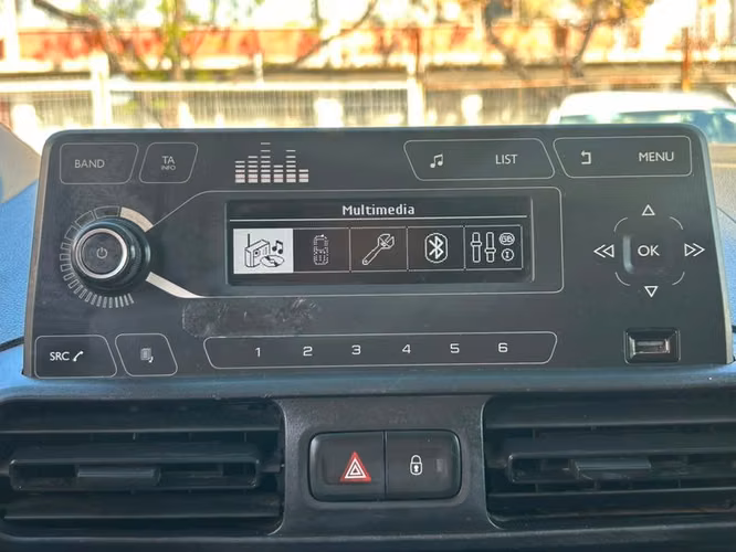 PEUGEOT PARTNER PARTNER L1 BLUEHDI 100 - 2023 | 4661 - Imagen 13