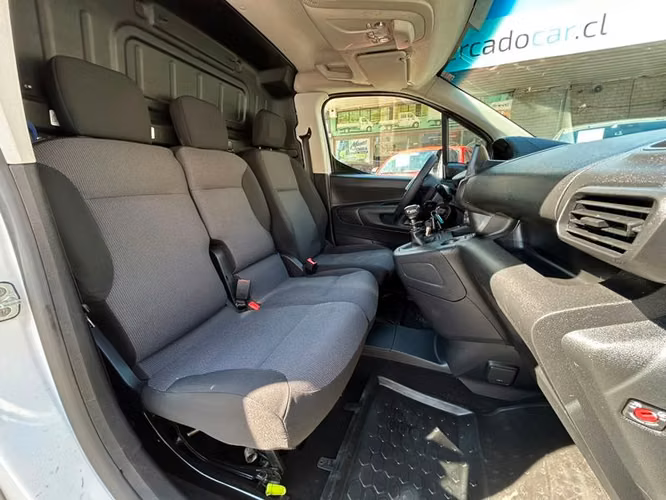 PEUGEOT PARTNER PARTNER L1 BLUEHDI 100 - 2023 | 4661 - Imagen 15
