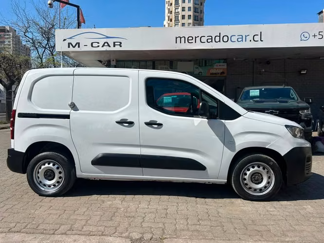 PEUGEOT PARTNER PARTNER L1 BLUEHDI 100 - 2023 | 4661 - Imagen 7