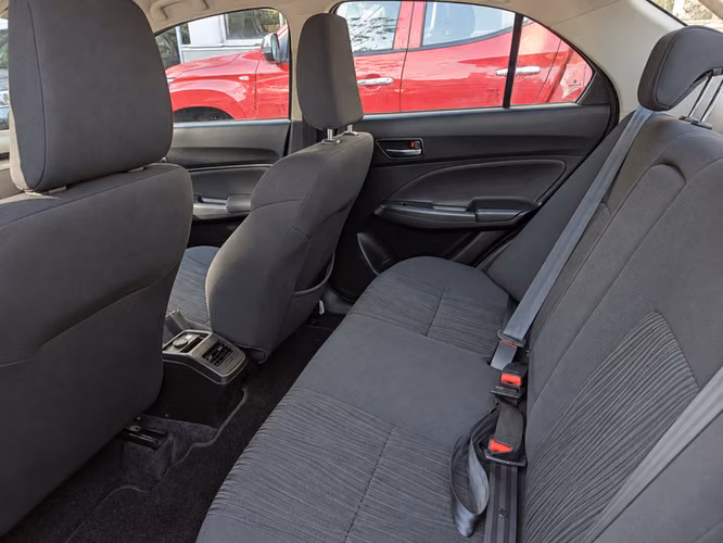 SUZUKI DZIRE SEDAN 1.2 GL - 2020 | 4667 - Imagen 17